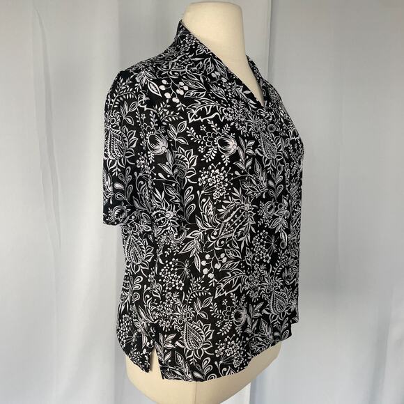 Casual Top Plus Size 18 Black White Floral Button Up Short Sleeve Boho Tropical - Picture 4 of 12
